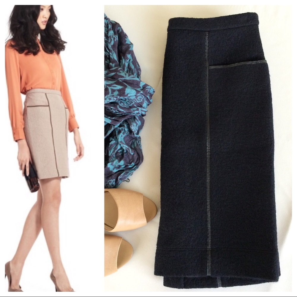 BCBG Kimi Pencil Skirt in Navy/Black